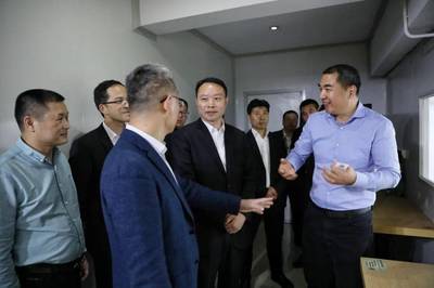 梅式苗带队赴上海考察对接招商项目，聚焦食用农产品研发新机遇